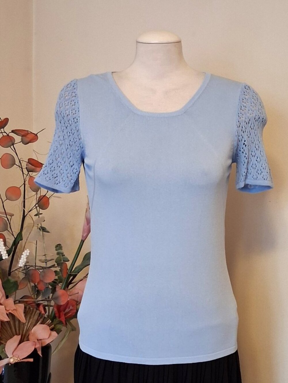 NWT Women Baby Blue Short Cochet Sleeve Scoop Neck Tunic Undershirt Stretch Top